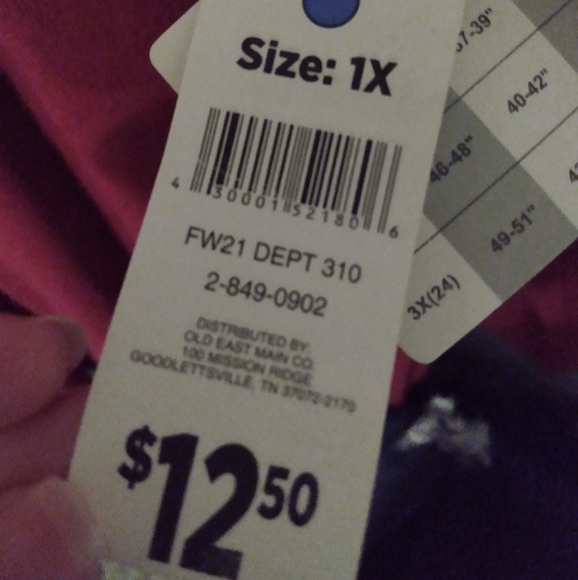 Burgundy Bobbie Brooks "LOVE" long sleeve women's plus size 1X hoodie - Picture 4 of 6